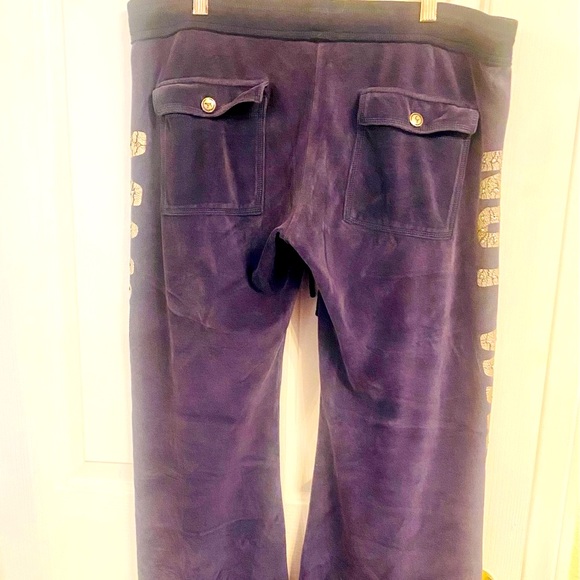 Vintage Victoria’s Secret velour sweatpants. MAKE PINK NOT WAR in bling. - Picture 4 of 7